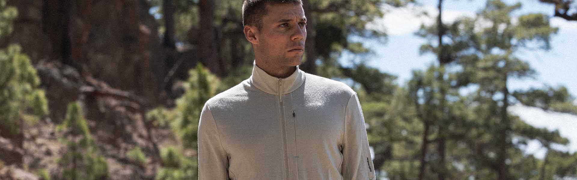 Gear Reviews | Icebreaker Helix LS Zip Hood | PowderGuide