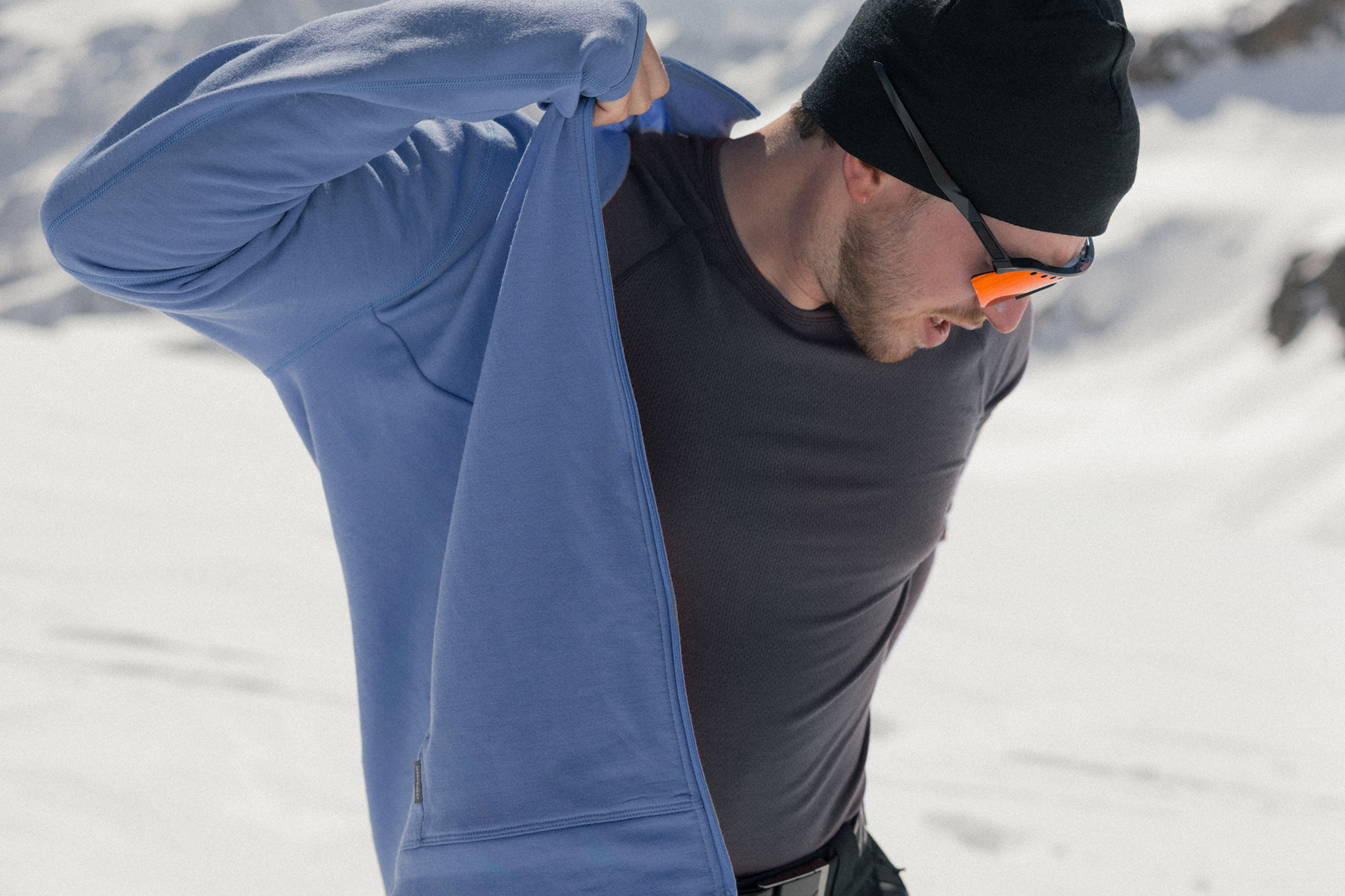 Why ZoneKnit™ Merino Outperforms Synthetics for High-Intensity Hikes | icebreaker